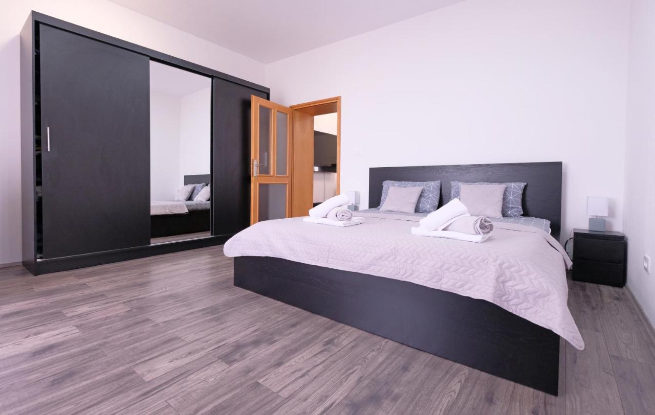 Apartment Klea - Cosy, Near City Center PUY 외부 사진