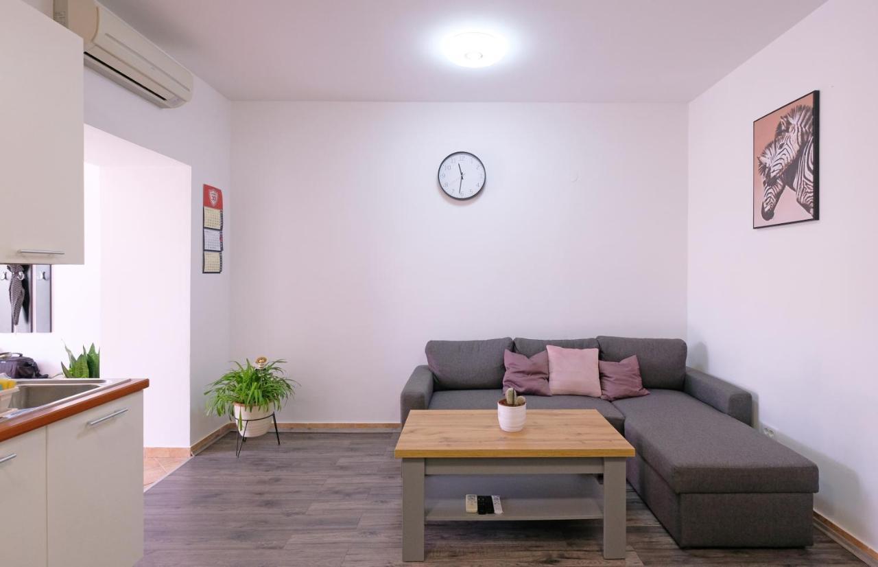 Apartment Klea - Cosy, Near City Center PUY 외부 사진