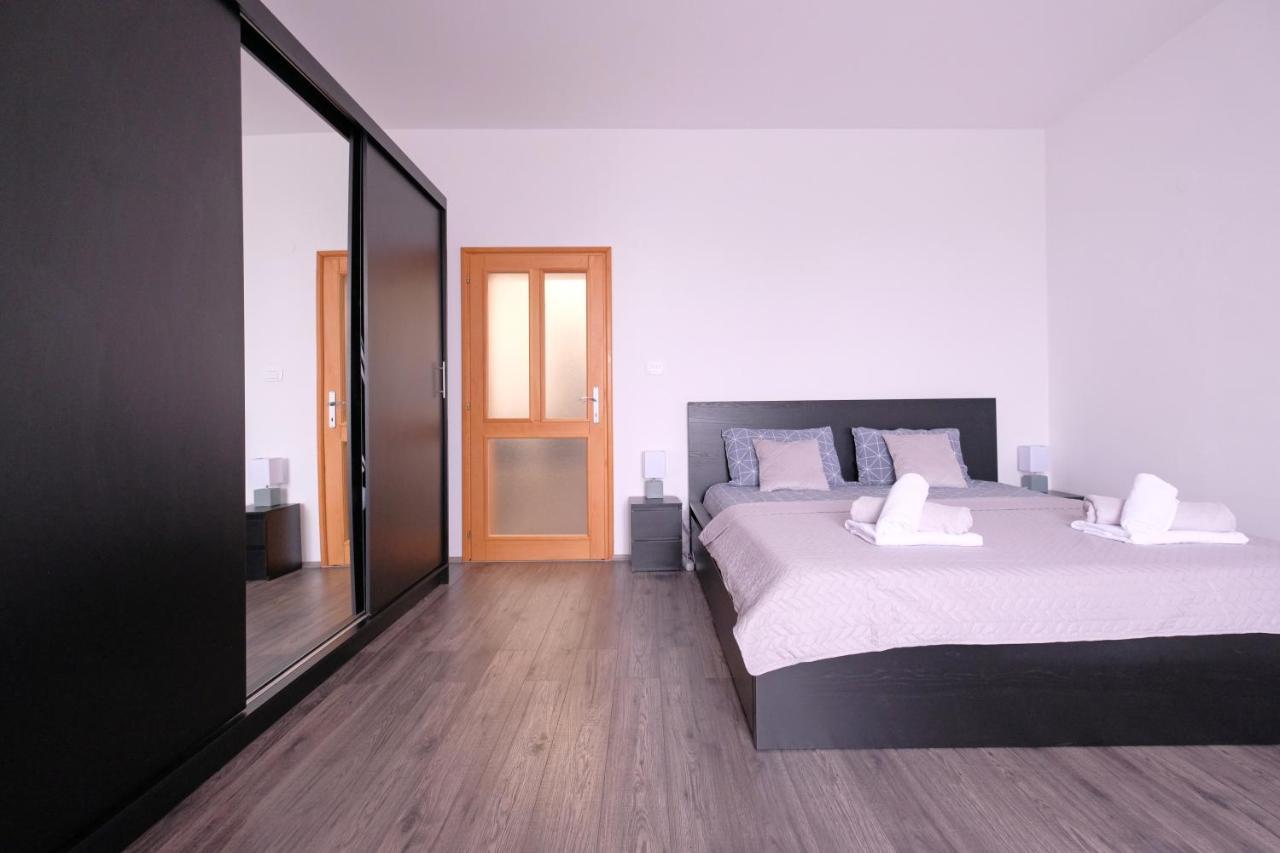 Apartment Klea - Cosy, Near City Center PUY 외부 사진